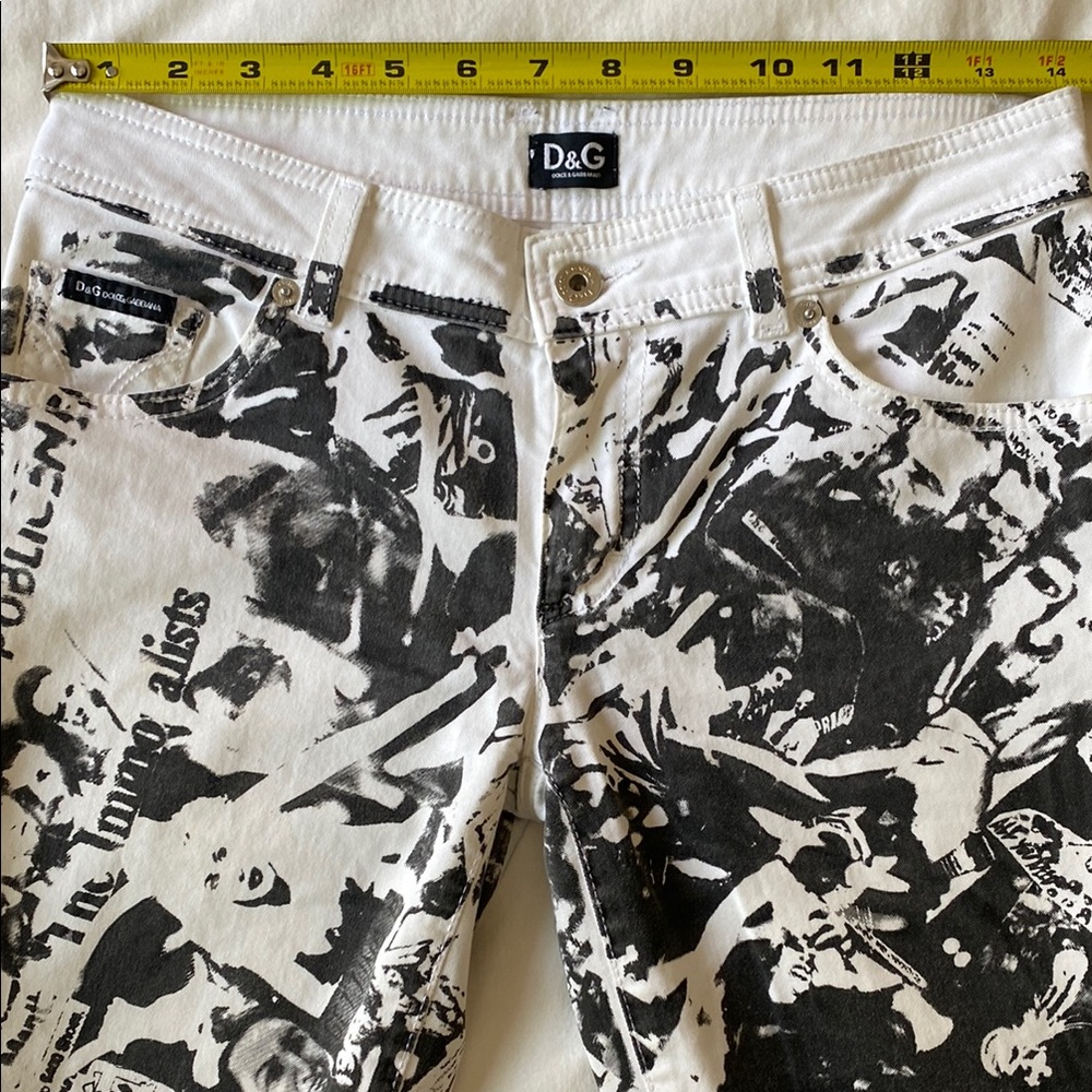 VINTAGE Y2K DOLCE & GABBANA R. BUDD DWYER NEWSPAPER PRINT JEANS  Size 26 - Picture 2 of 15